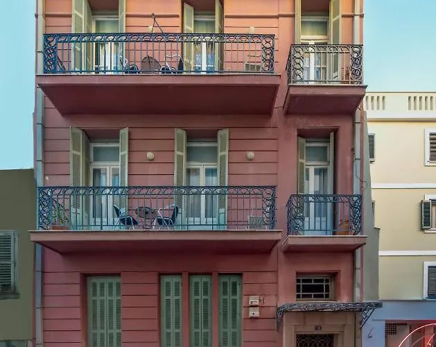 Apollonas Luxurious Apartments